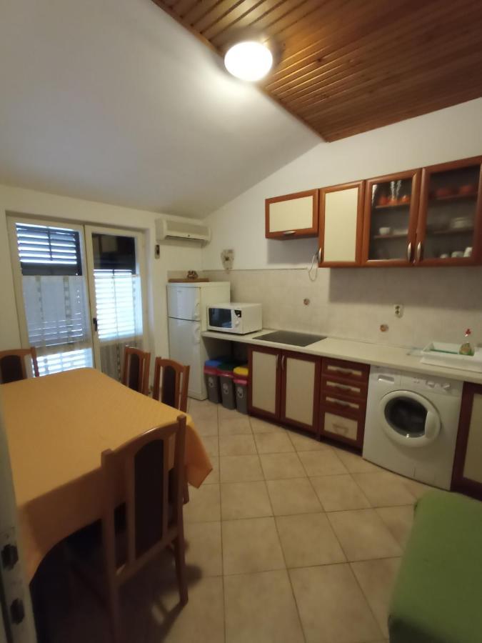 Apartments Timi Πόρετς Εξωτερικό φωτογραφία