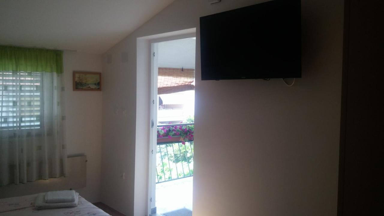 Apartments Timi Πόρετς Εξωτερικό φωτογραφία